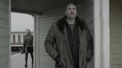 - She'd met someone else.
- The man she met... It was me. - The Bridge