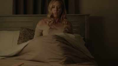 [sheets rustling] - Frankie Meets Jack