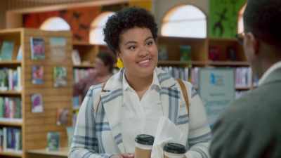 - Sheila.
- Do you work here as well? - Shelved