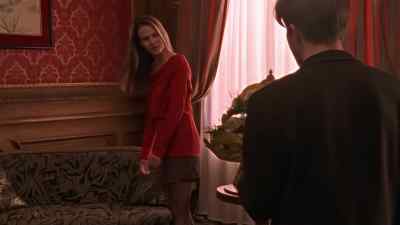 She'll be with you
in a moment. - Relic Hunter