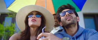 She'll look weak if she agrees - Sonu Ke Titu Ki Sweety