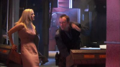 Sheppard, get those people
back inside the facility! - Stargate Atlantis
