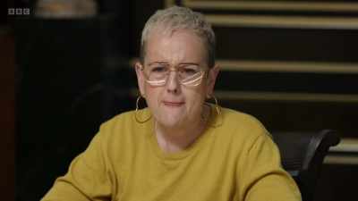 Shereé had one weird vote
with John, - The Traitors