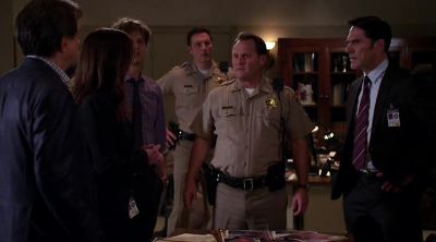 Sheriff, be advised.
I've got the suspect - Criminal Minds