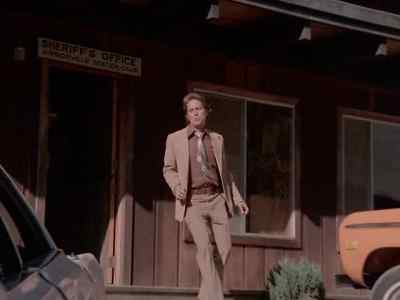 Sheriff, we don't think
that Costa's our man. - The Streets of San Francisco