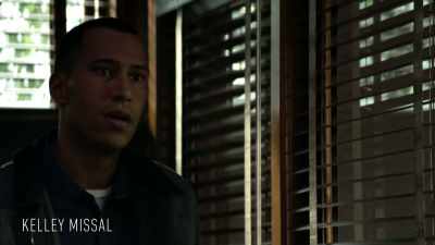 Sheriff. I think we met
at the Thorn Beach operation? - The Crossing