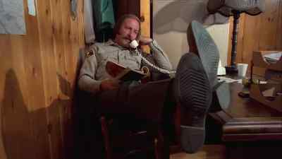 Sheriff's office, this is Hanson. - The Crater Lake Monster