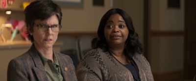 She's 15. She's a terrible
parent. She needs to be a kid. - Instant Family