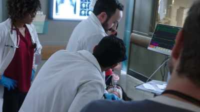 She's 21 years old. - The Resident