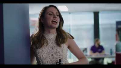She's a chick from Home and Away - Back in Very Small Business