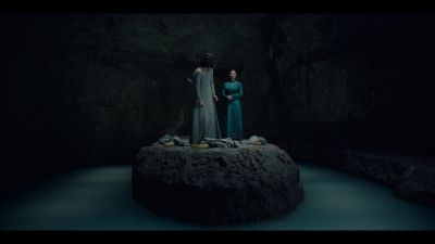 She's a conduit. - The Witcher