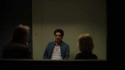 She's a criminal barrister
and she's agreed to help Simon. - Seven Types of Ambiguity