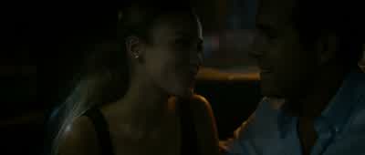 - She's a guy, isn't she? - Self/less
