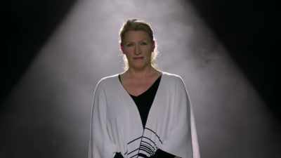She's a very
remarkable story, Lisa, - King of the Con
