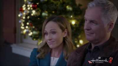 She's always going
to be with you. - Reunited at Christmas