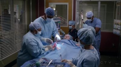 She's back in sinus.
Pressure's holding at 70. - Grey's Anatomy