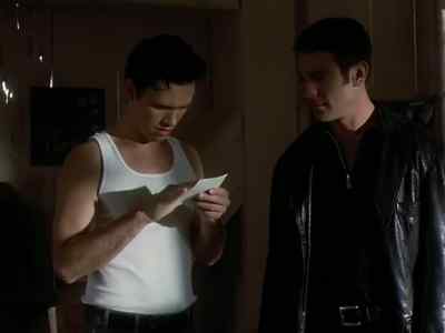 She's beautiful. - The Pretender