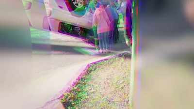 She's been involved
in a three‐car collision, - Neighborhood Wars