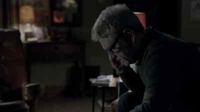 She's blind. - Wallander