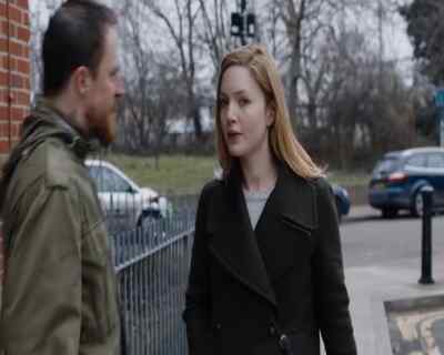 - She's coming.
- Are we sure that's her? - Strike