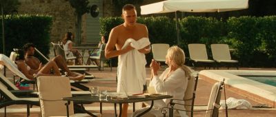 She's coming with us She's coming Splendid - Letters to Juliet