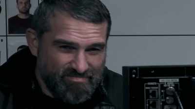 She's controlling the talk
in this room, which is good. - Celebrity SAS: Who Dares Wins