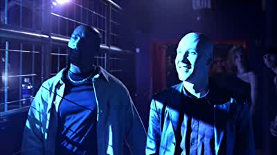 - She's cute. - Smallville