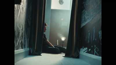 "She's dead, I'm alive,
I'm yours." - Pistol