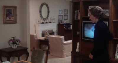 She's doing quite well,
don't you think? - Mommie Dearest