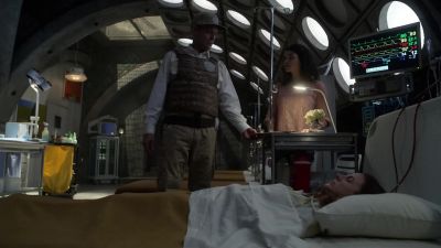 She's done
an hour early. - The 100