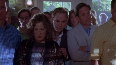 She's drunk There's no need thank you - The Stepford Wives