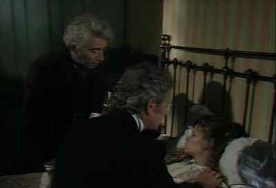 She's dying. - Count Dracula