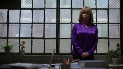 She's educating herself. - Marvel's Jessica Jones