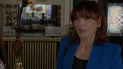She's expecting eight figures - Aurora Teagarden Mysteries: Something New