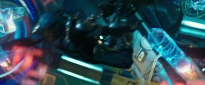 - She's falling apart.
- We are almost there. - Pacific Rim: Uprising