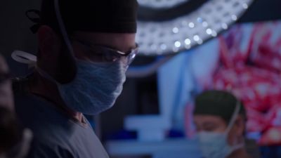 She's fibrillating. - Chicago Med