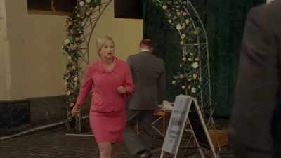 She's fine. I just --
I found a mark on her. - Ms Fisher's Modern Murder Mysteries