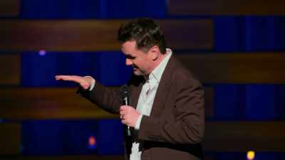 She's five foot two,
she's under a hundred pounds. - Jim Jefferies: High n' Dry