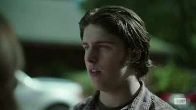 - She's funny.
- She ditched you in Eighth Grade. - NOS4A2