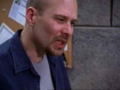 - She's getting
married? - Oz