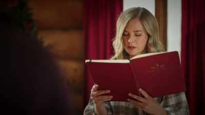 "She's God's
greatest work of art." - Unwrapping Christmas: Olivia's Reunion