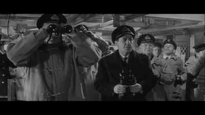She's going. - Sink the Bismarck!