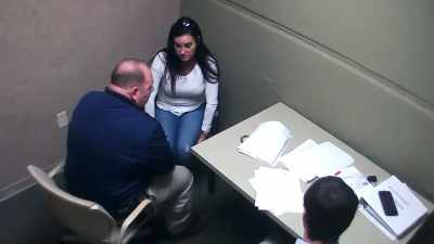 She's either gonna shut down - Interrogation Raw