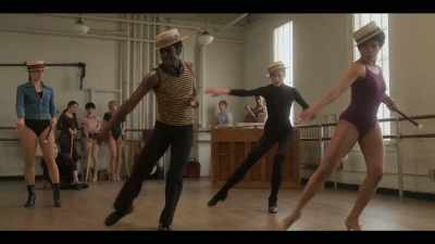 -She's good.
-Yeah. - Fosse/Verdon