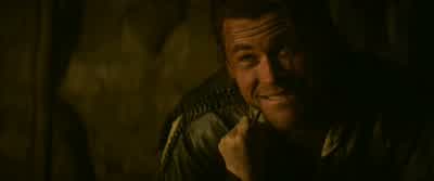 She's got another knife. - The Huntsman: Winter's War