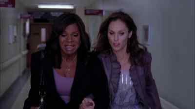 She's got
peripheral anesthesia, - Private Practice