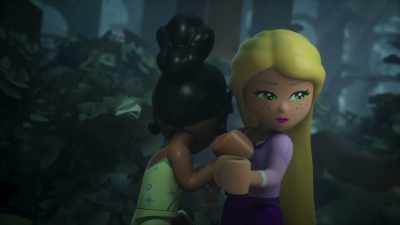 - She's… teaching them tricks?
- [wolf barks] - LEGO Disney Princess: The Castle Quest