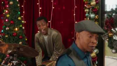 She's here! (laughs) - All Saints Christmas