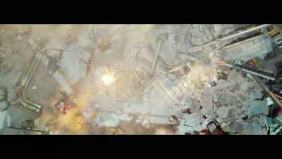 She's here!
[panting] - The Wandering Earth