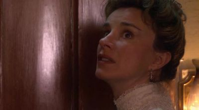 She's here. - Murdoch Mysteries